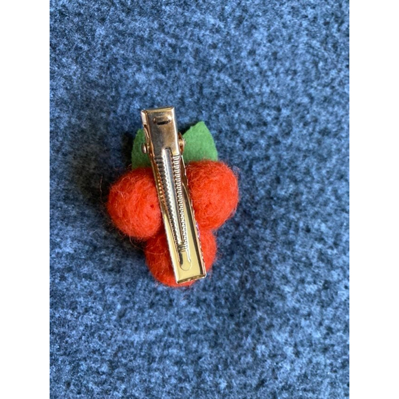 A pair of handmade Auspicious Small Orange Ball Wool Beautiful Clip Girl / Woman - Picture 5 of 6